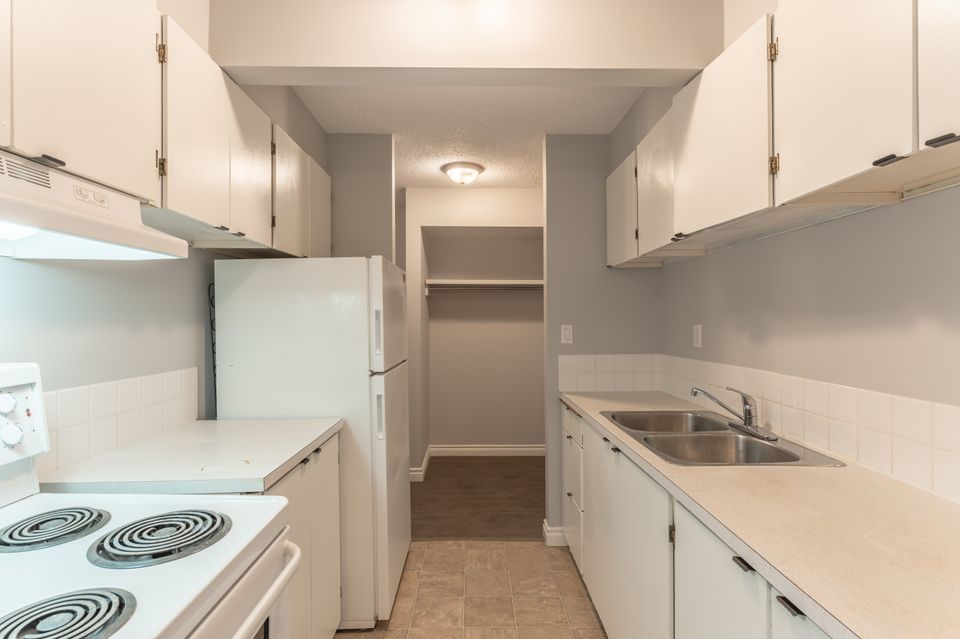 204-dorset-hdr-3 at 204 - 5124 53 Street, Downtown, Yellowknife