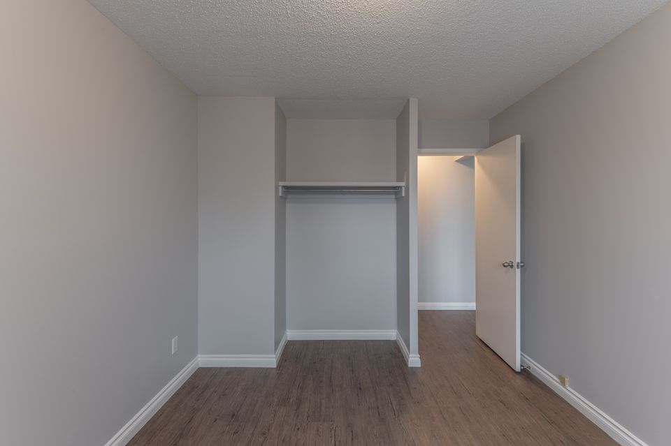 204-dorset-hdr-8 at 204 - 5124 53 Street, Downtown, Yellowknife