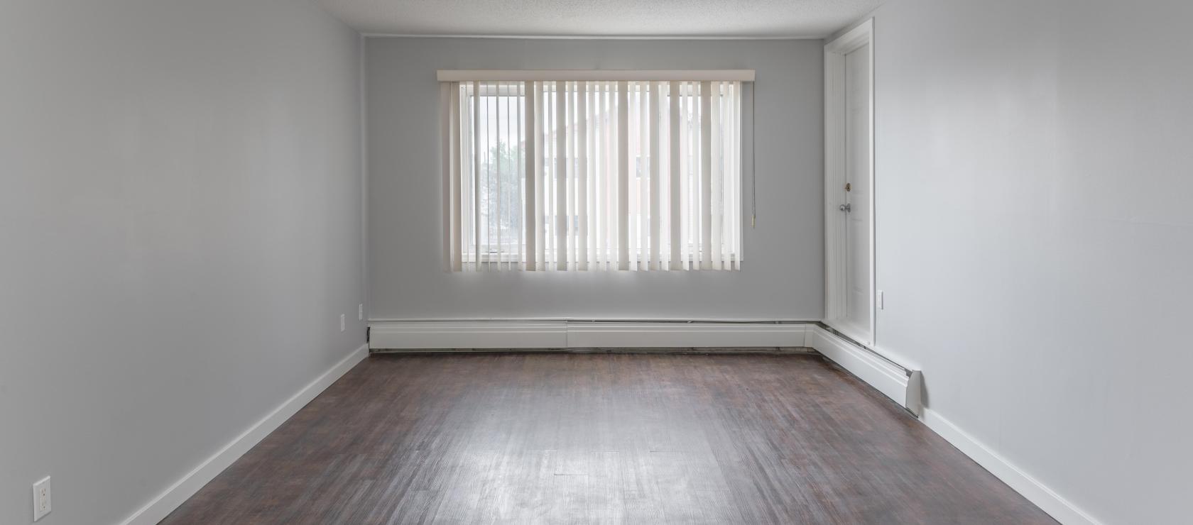 207 - 5123 53 Street, Downtown, Yellowknife 2