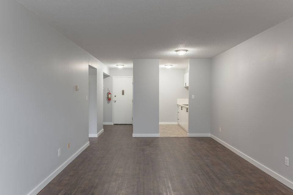 207-dorset-hdr-2 at 207 - 5123 53 Street, Downtown, Yellowknife