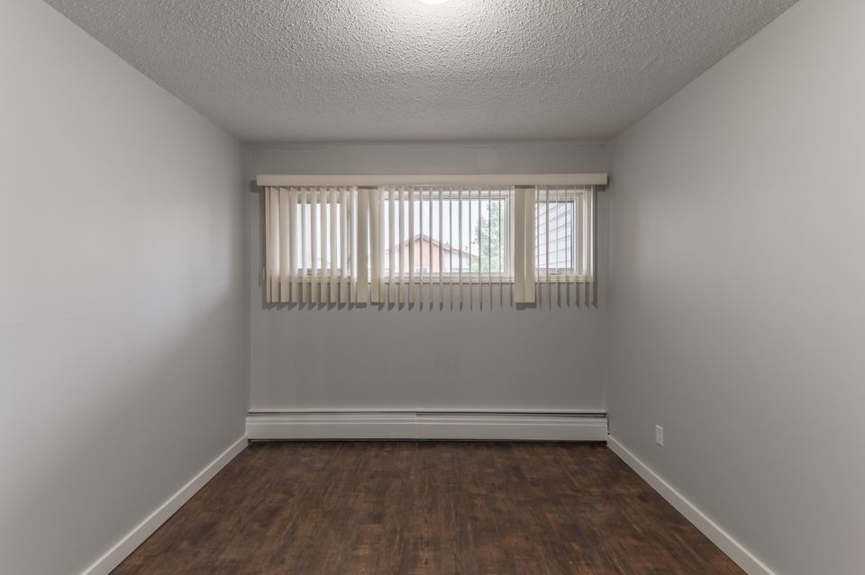 207-dorset-hdr-6 at 207 - 5123 53 Street, Downtown, Yellowknife