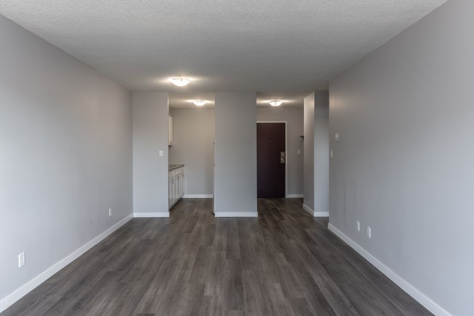 305-dorset-hdr-2 at 305 - 5123 53 Street, Downtown, Yellowknife