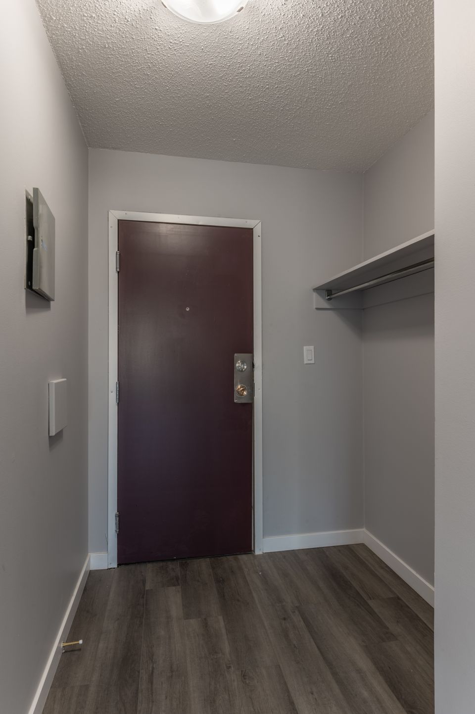305-dorset-hdr-5 at 305 - 5123 53 Street, Downtown, Yellowknife