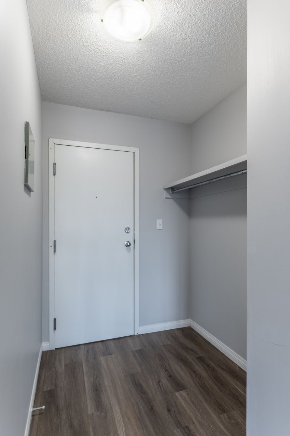 309-dorset-hdr-5 at 309 - 5123 53 Street, Downtown, Yellowknife
