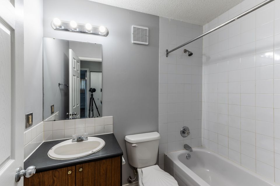 309-dorset-hdr-8 at 309 - 5123 53 Street, Downtown, Yellowknife