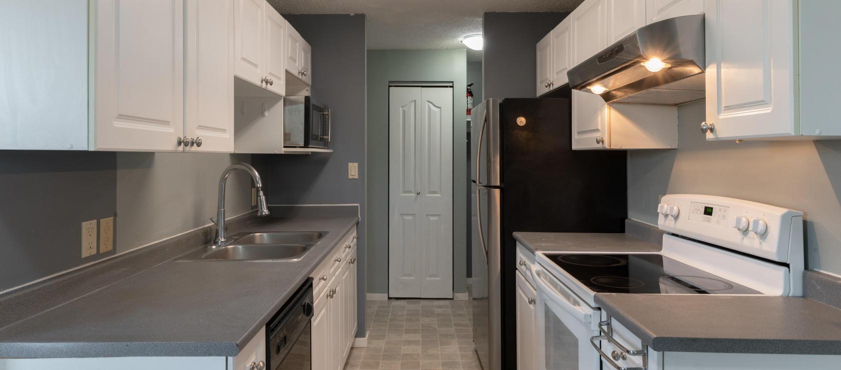 304 - 5612 50th Avenue, Matonabee Area, Yellowknife 2