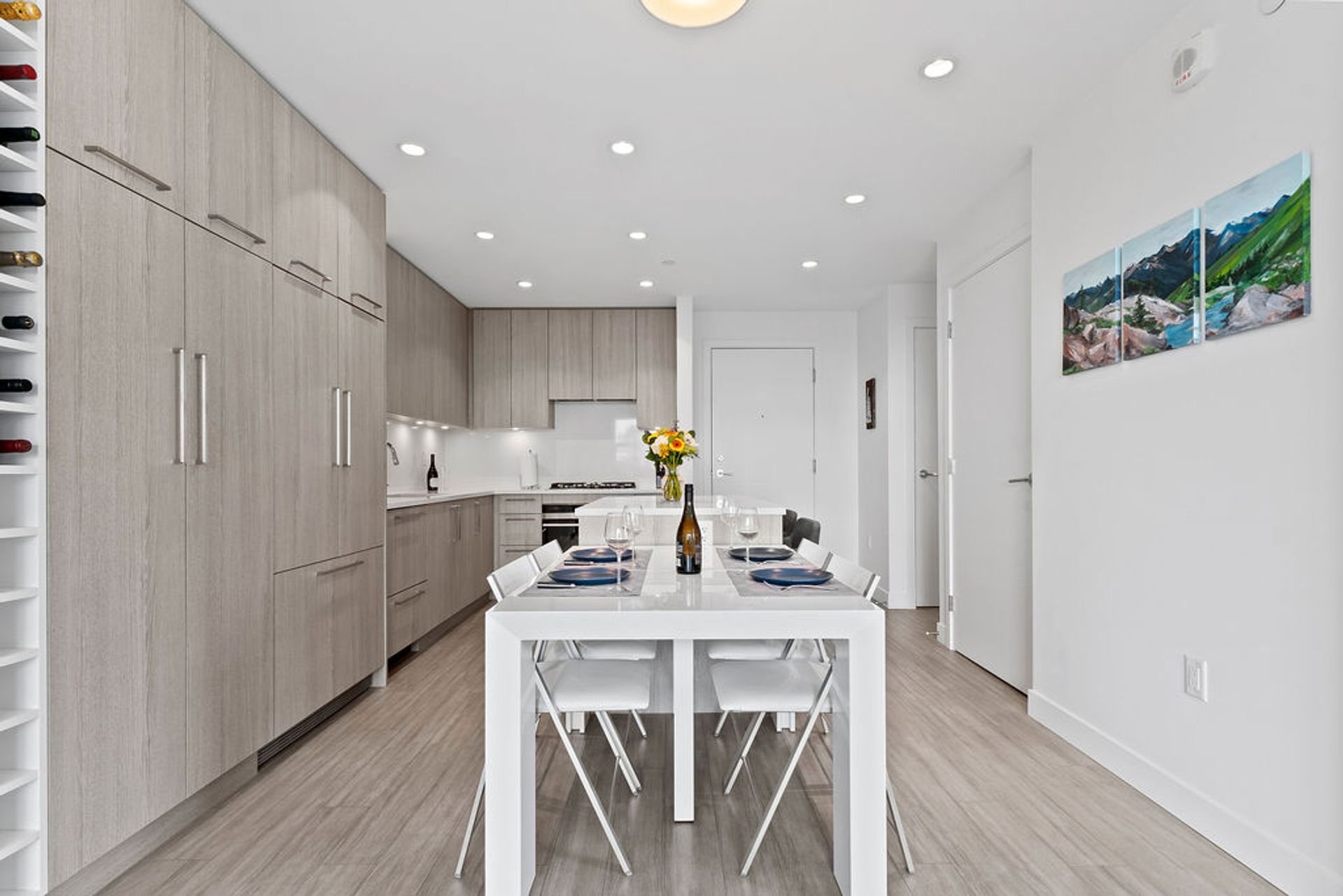 707-e-3-6 at 408 - 707 E 3rd Street, Queensbury, North Vancouver 707-e-3-6 at 408 - 707 E 3rd Street, Queensbury, North Vancouver