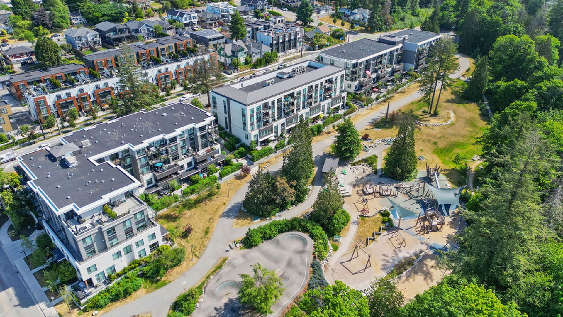 707-e-3-amenties-4 at 408 - 707 E 3rd Street, Queensbury, North Vancouver 707-e-3-amenties-4 at 408 - 707 E 3rd Street, Queensbury, North Vancouver