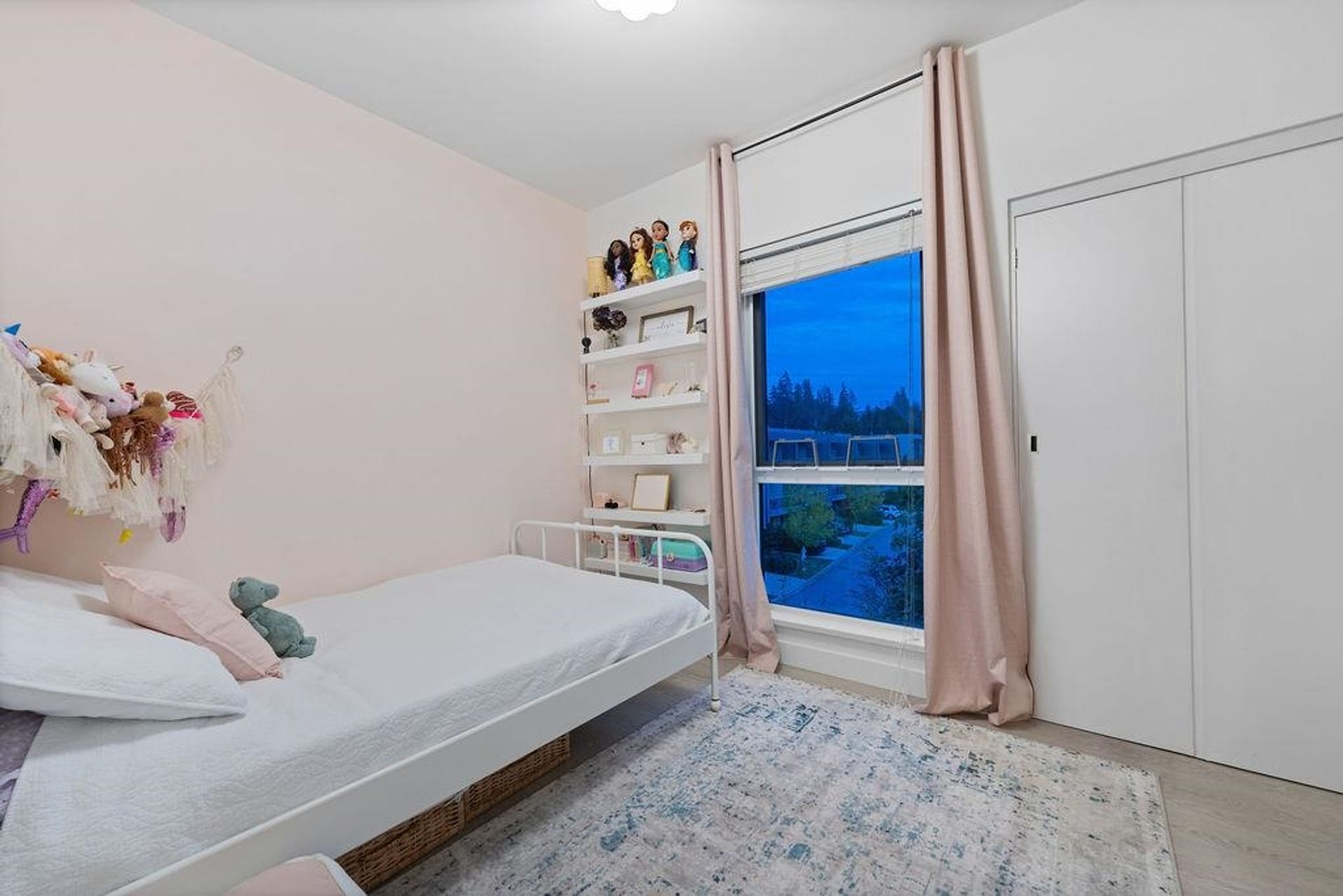 3596-salal-drive-roche-point-north-vancouver-24 at 40 - 3596 Salal Drive, Roche Point, North Vancouver 3596-salal-drive-roche-point-north-vancouver-24 at 40 - 3596 Salal Drive, Roche Point, North Vancouver