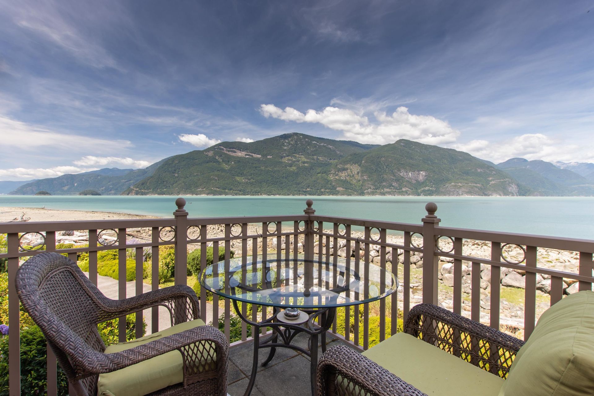 7 Beach Drive, Furry Creek, West Vancouver photo number 0