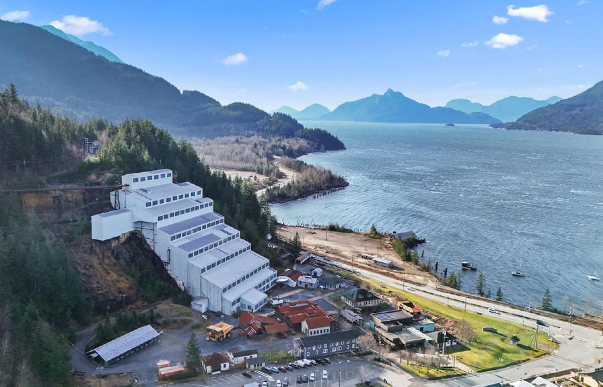 1140 Copper Drive, Britannia Beach, Squamish photo number 1