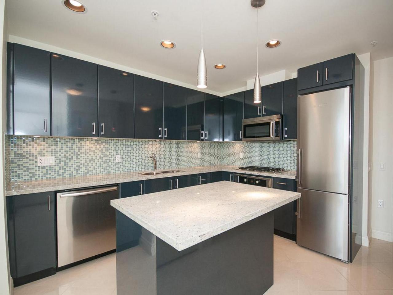 408 - 172 Victory Ship Way, Lower Lonsdale, North Vancouver photo number 1