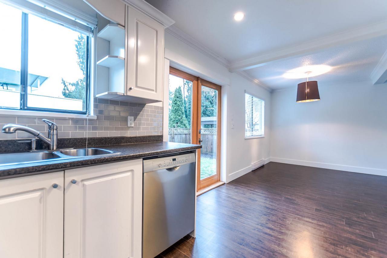 Kitchen Dining at 17 - 2986 Coast meridian, Birchland Manor, Port Coquitlam Kitchen Dining at 17 - 2986 Coast meridian, Birchland Manor, Port Coquitlam
