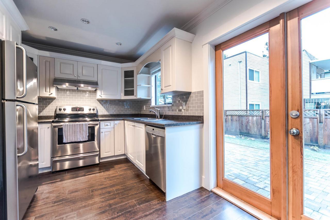 Kitchen at 17 - 2986 Coast meridian, Birchland Manor, Port Coquitlam Kitchen at 17 - 2986 Coast meridian, Birchland Manor, Port Coquitlam