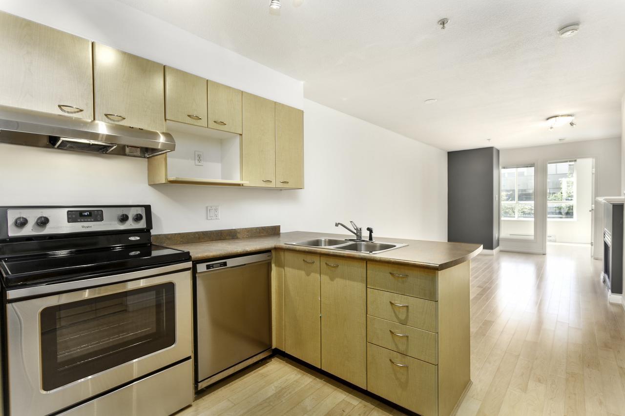 11 at 204 - 3939 HASTINGS ST, Vancouver Heights, Burnaby North 11 at 204 - 3939 HASTINGS ST, Vancouver Heights, Burnaby North