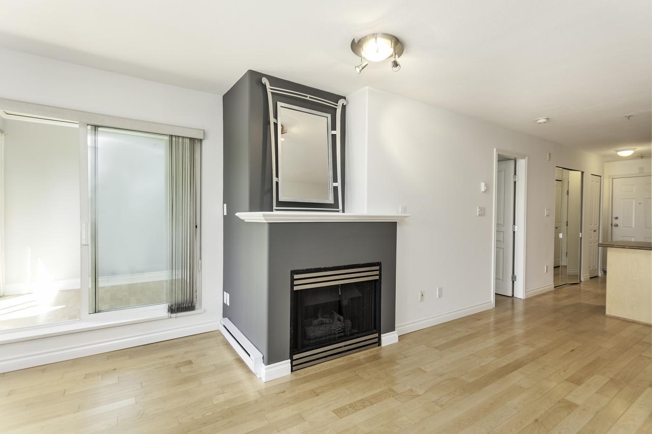 15 at 204 - 3939 HASTINGS ST, Vancouver Heights, Burnaby North 15 at 204 - 3939 HASTINGS ST, Vancouver Heights, Burnaby North