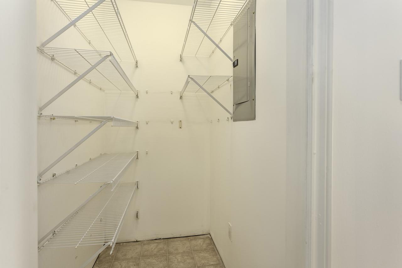 18 at 204 - 3939 HASTINGS ST, Vancouver Heights, Burnaby North 18 at 204 - 3939 HASTINGS ST, Vancouver Heights, Burnaby North