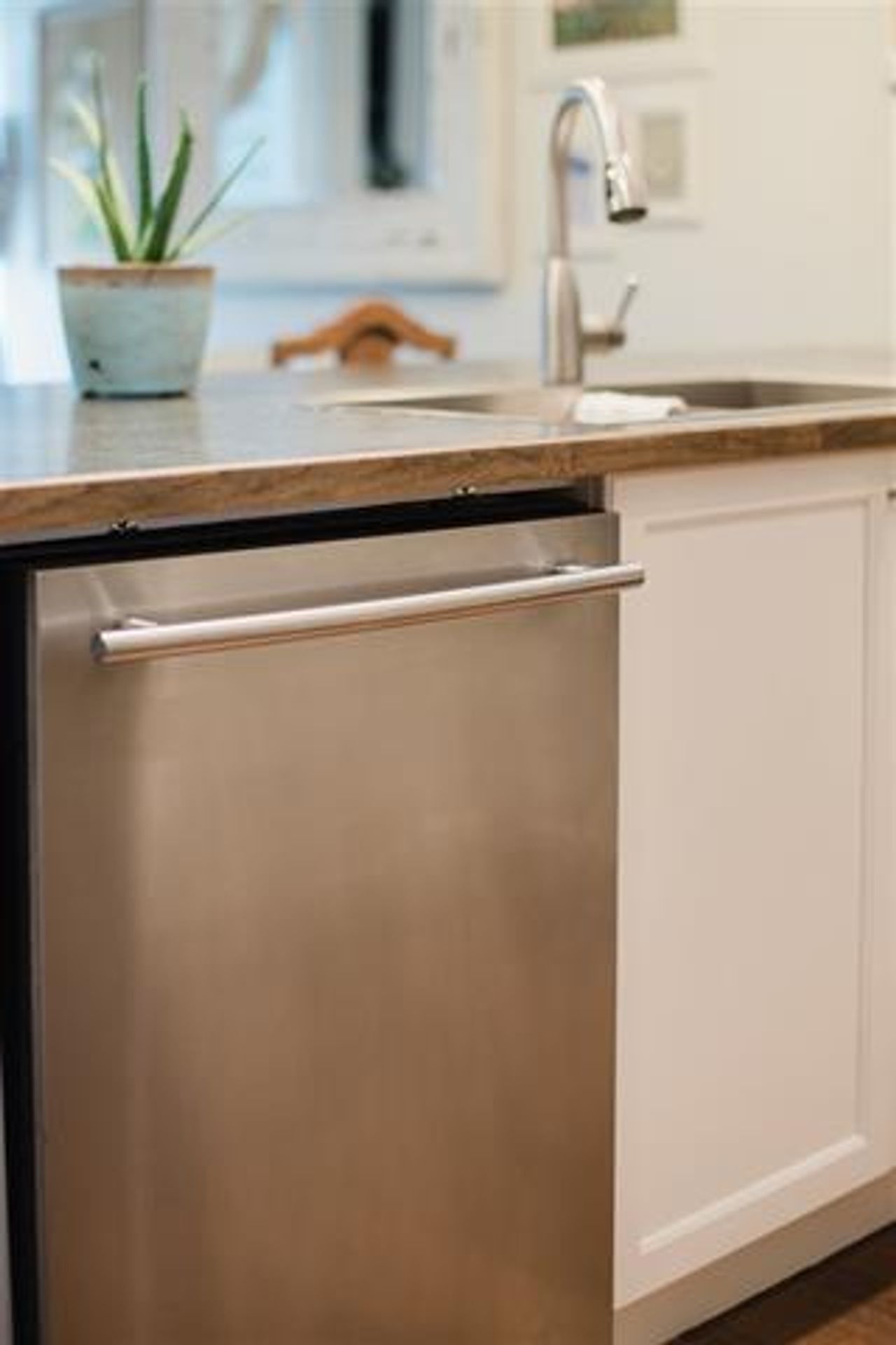 262272072-4 at 14 - 40200 Government Road, Garibaldi Estates, Squamish 262272072-4 at 14 - 40200 Government Road, Garibaldi Estates, Squamish