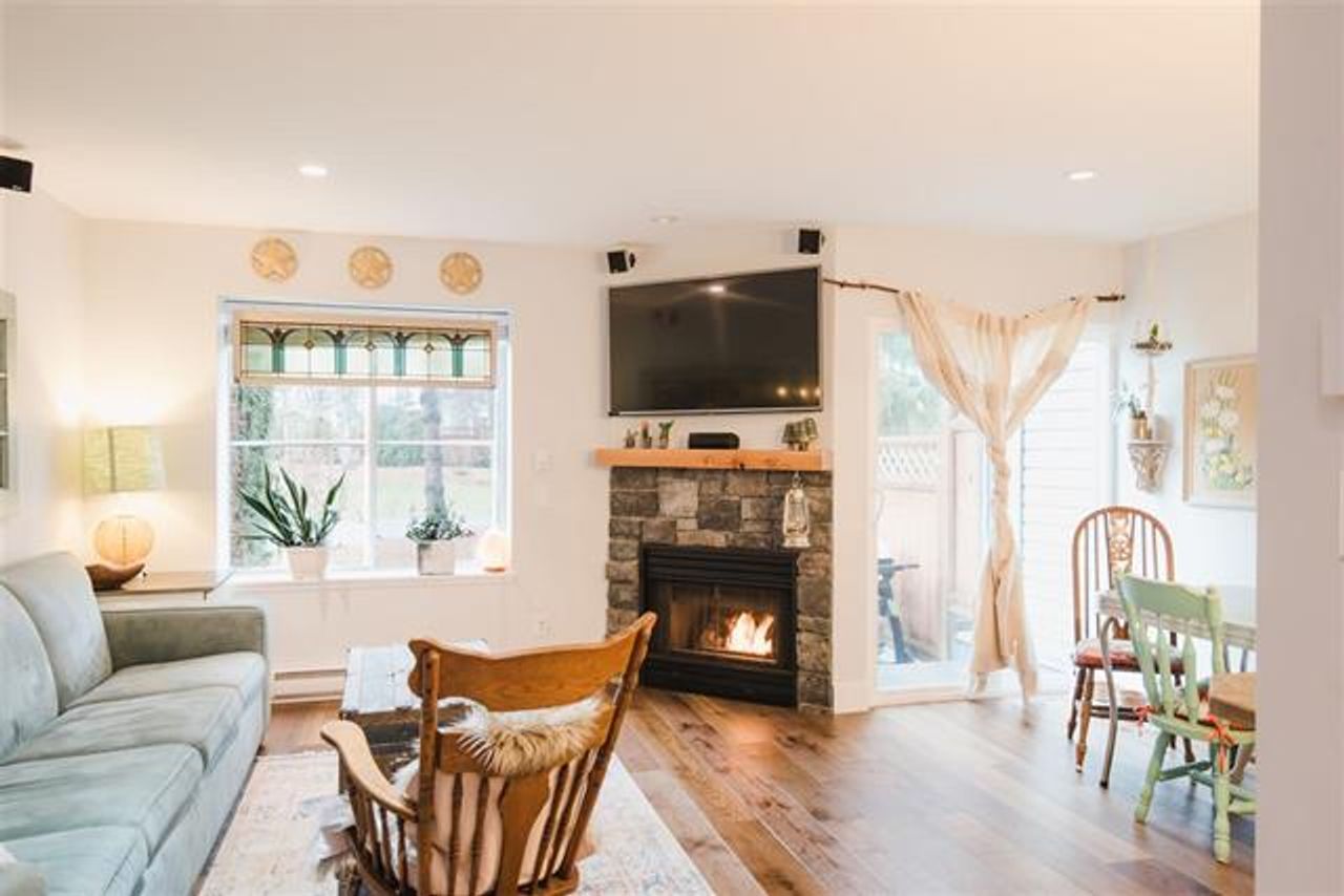 262272072-7 at 14 - 40200 Government Road, Garibaldi Estates, Squamish 262272072-7 at 14 - 40200 Government Road, Garibaldi Estates, Squamish