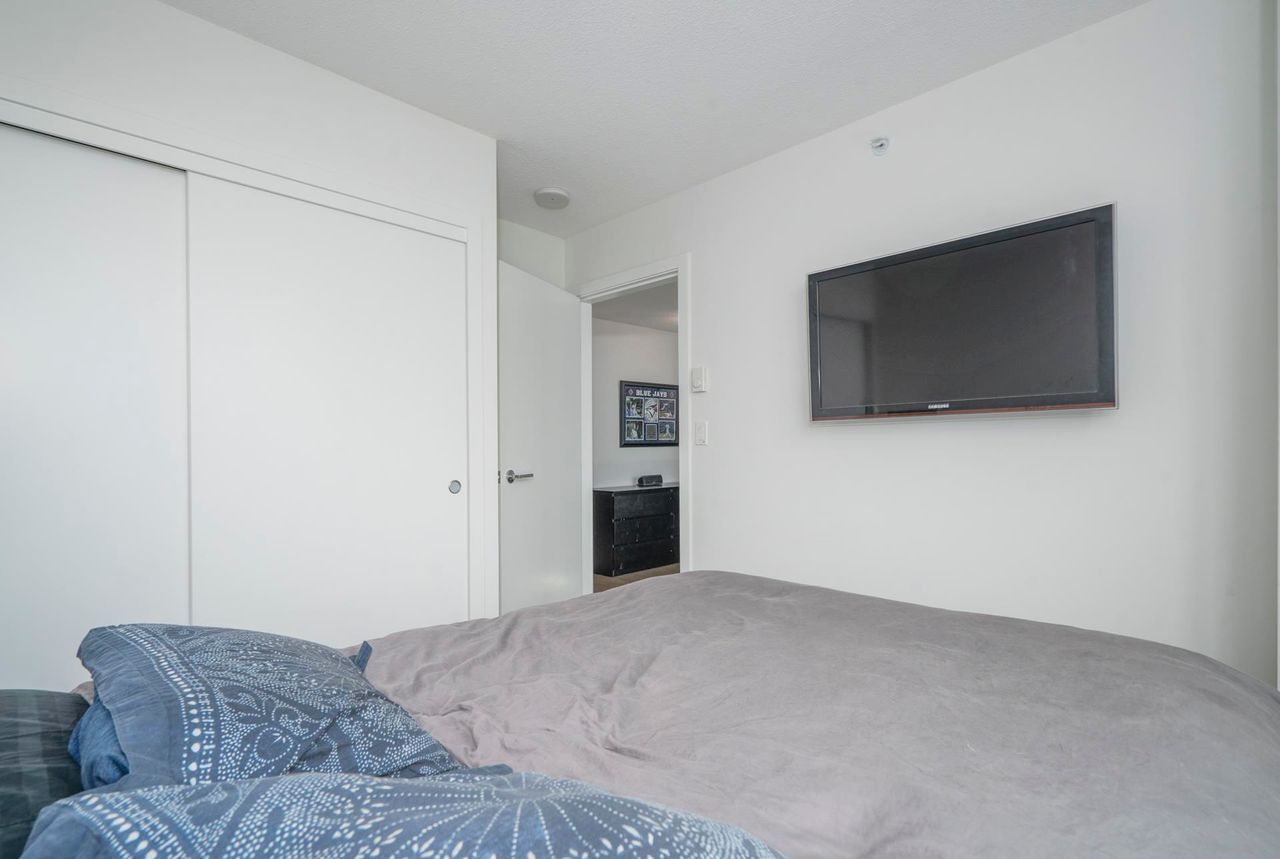 13696-100-avenue-whalley-north-surrey-10 at 4205 - 13696 100 Avenue, Whalley, North Surrey