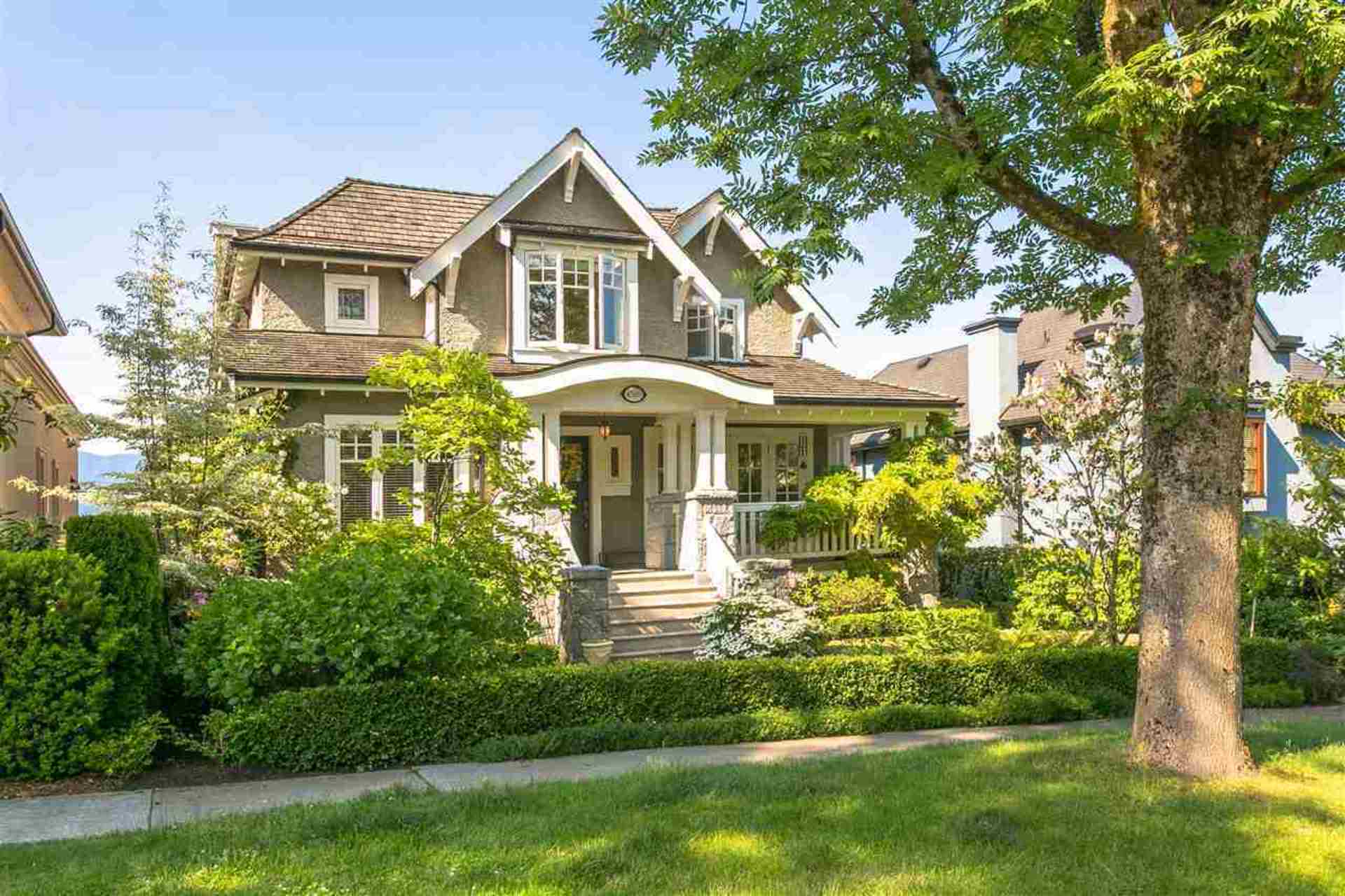 4569 W 5th Avenue, Point Grey, Vancouver West photo number 1