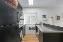 1075-w-13th-avenue-fairview-vw-vancouver-west-10 at 2 - 1075 W 13th Avenue, Fairview VW, Vancouver West 1075-w-13th-avenue-fairview-vw-vancouver-west-10 at 2 - 1075 W 13th Avenue, Fairview VW, Vancouver West