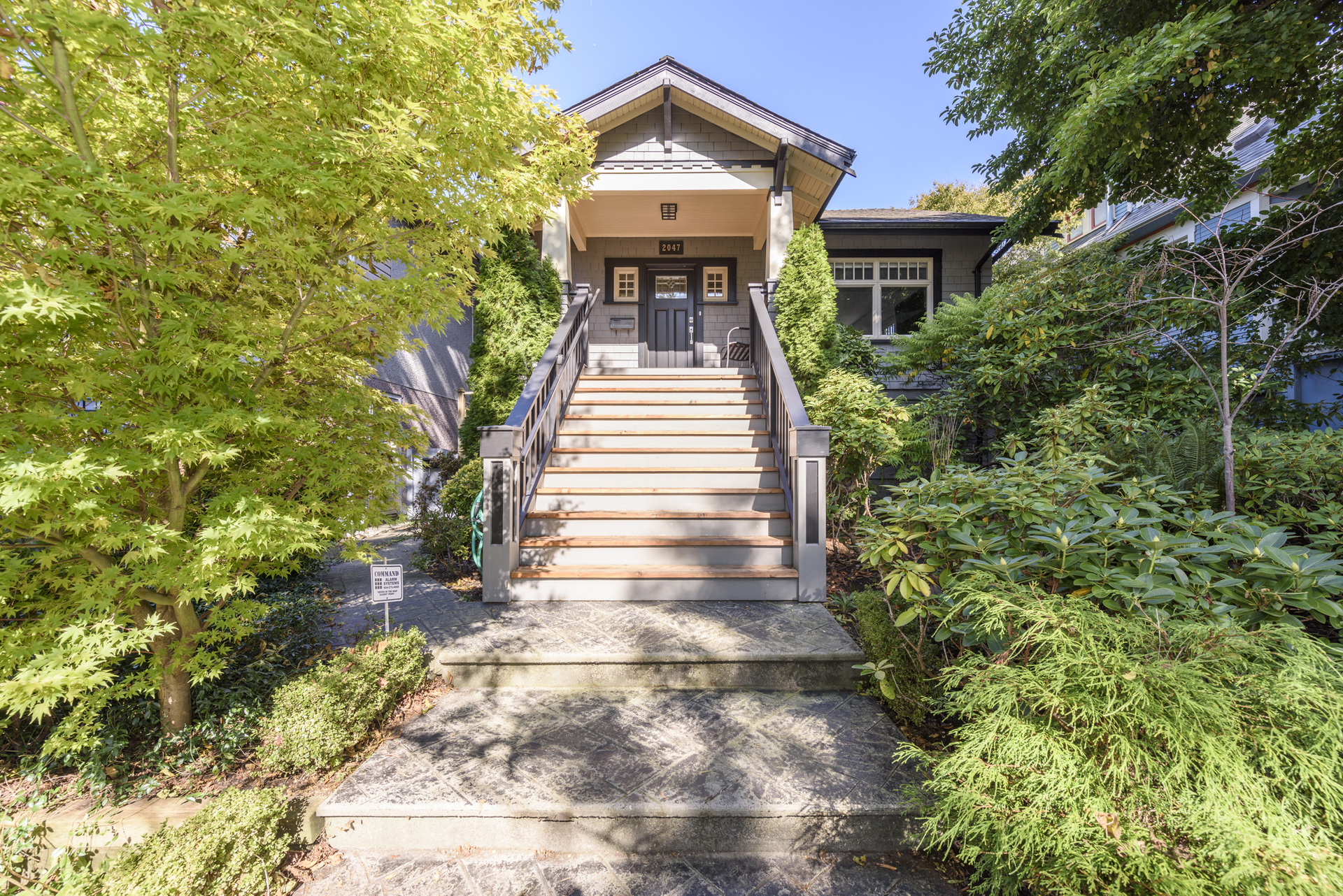 2047 Grant Street, Grandview VE, Vancouver East photo number 1 2047 Grant Street, Grandview VE, Vancouver East photo number 1