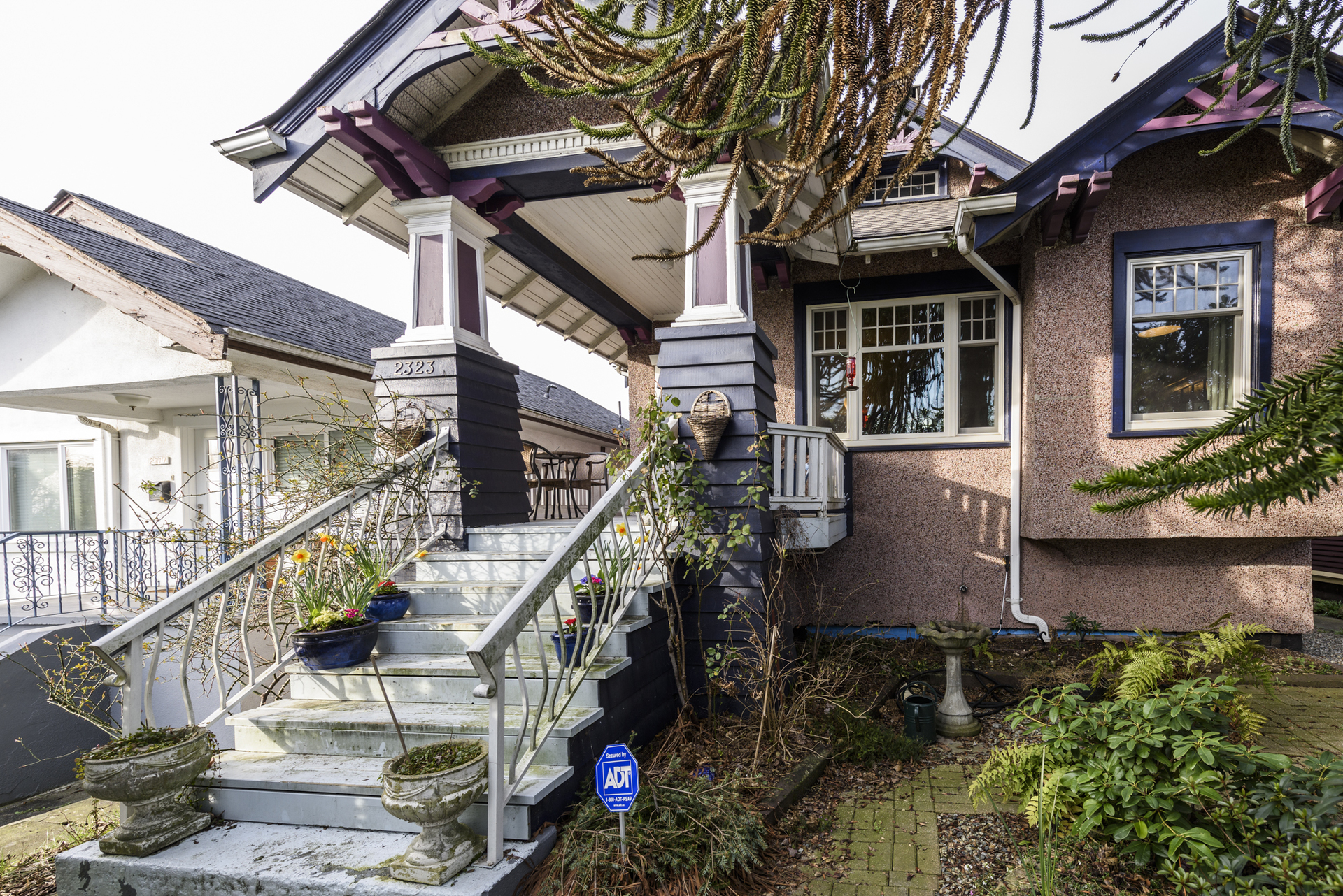 2323 East 1st Avenue, Grandview Woodland, Vancouver East photo number 1 2323 East 1st Avenue, Grandview Woodland, Vancouver East photo number 1