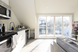  at 290 East 21st Avenue, Main, Vancouver East