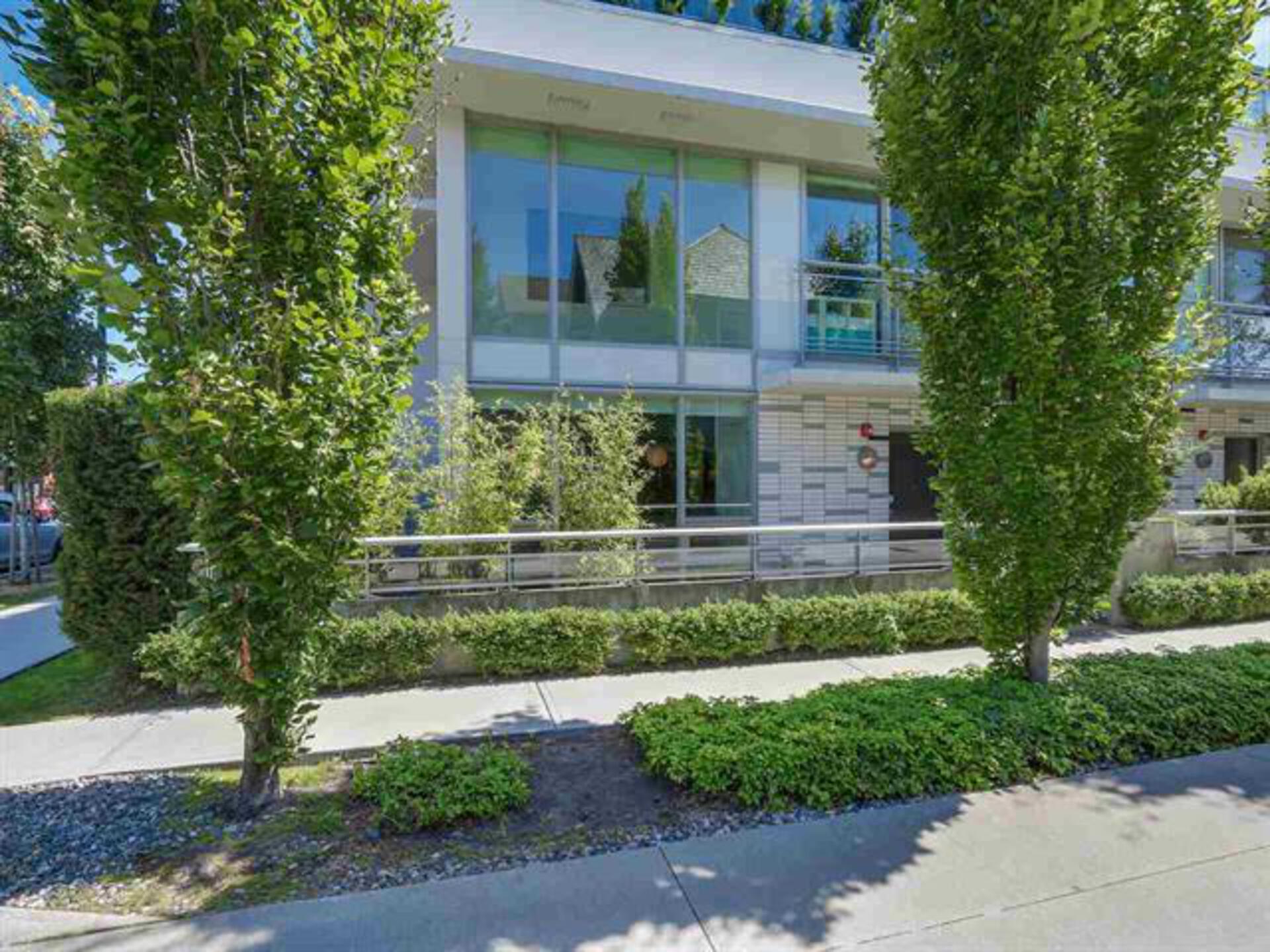 194 EAST 17th Avenue, Main, Vancouver East photo number 1 194 EAST 17th Avenue, Main, Vancouver East photo number 1