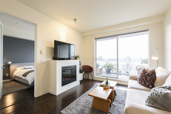  at 411 - 3333 Main Street, Main, Vancouver East