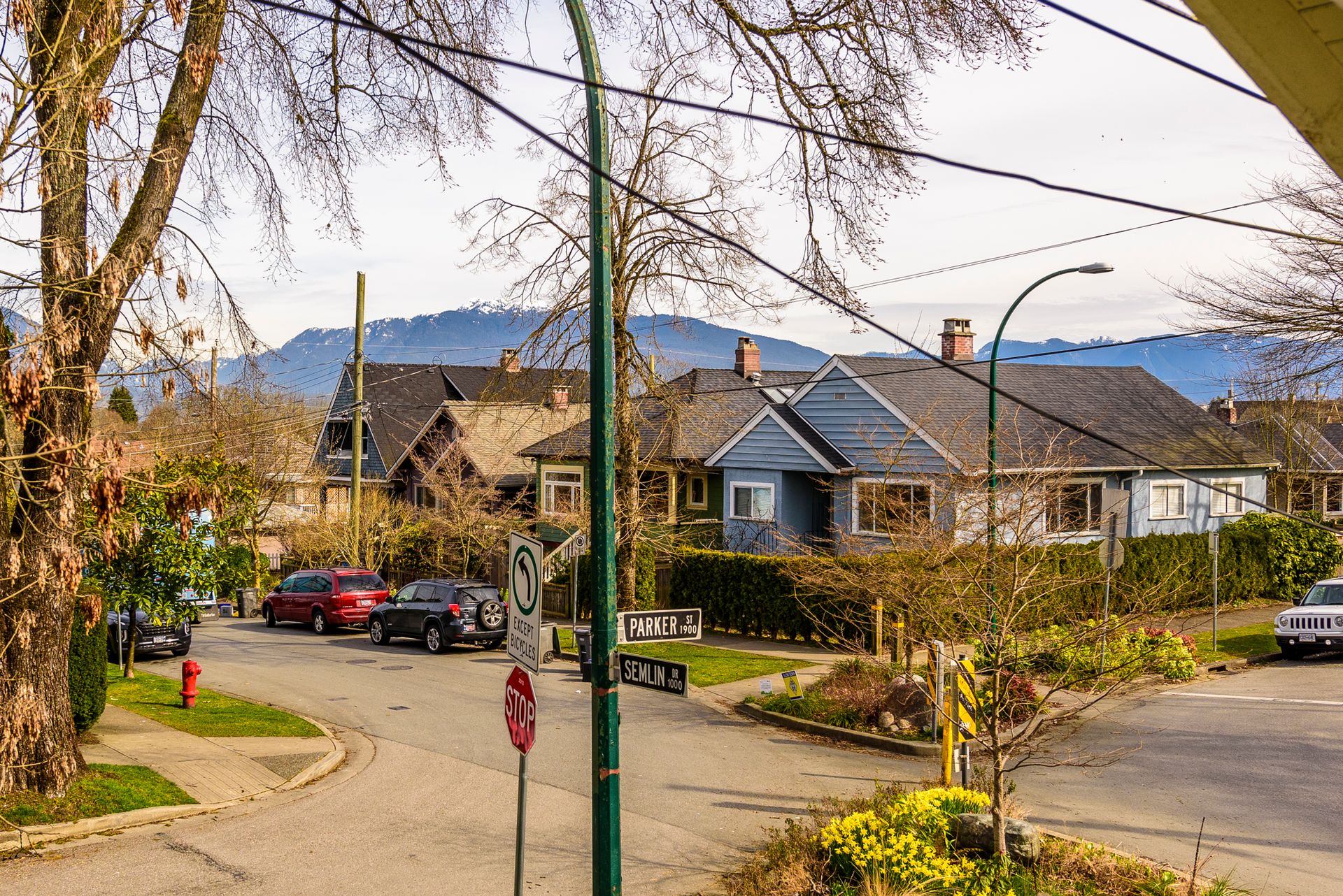 1003 Semlin Drive, Grandview Woodland, Vancouver East photo number 1 1003 Semlin Drive, Grandview Woodland, Vancouver East photo number 1