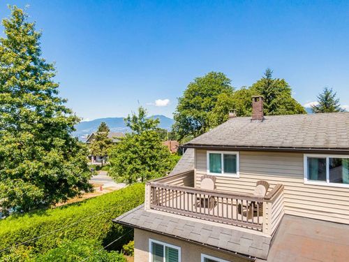 at 2602 Dundas Street, Hastings Sunrise, Vancouver East  at 2602 Dundas Street, Hastings Sunrise, Vancouver East