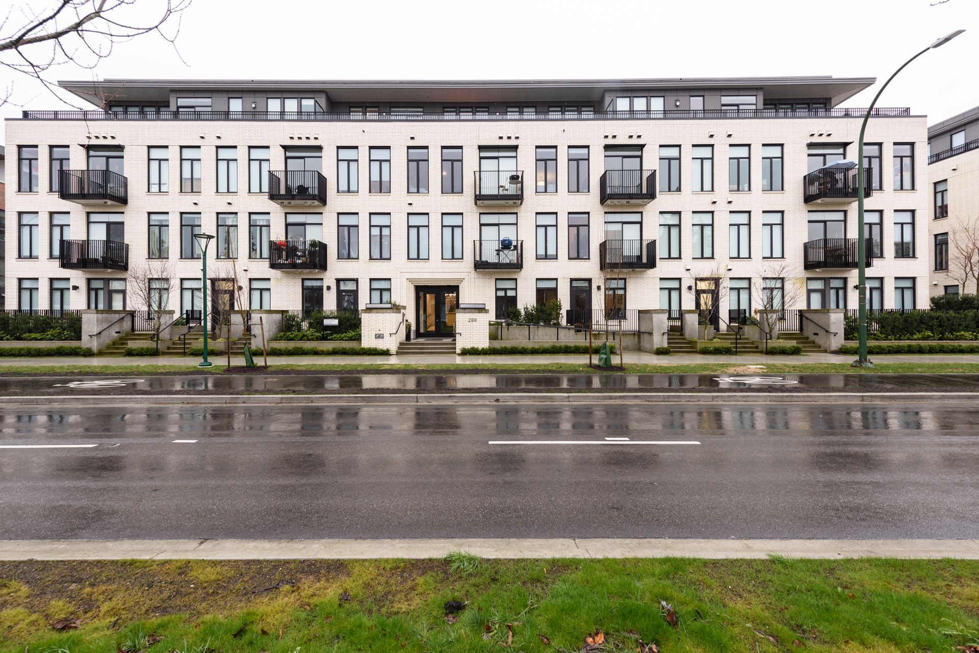 404 - 288 West King Edward, Cambie, Vancouver West photo number 1 404 - 288 West King Edward, Cambie, Vancouver West photo number 1