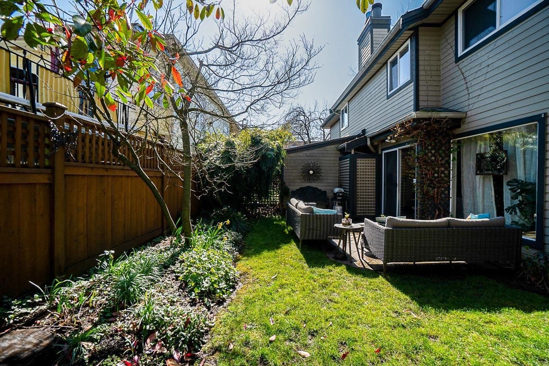 3 - 61 East 23rd Avenue, Main, Vancouver East photo number 1 3 - 61 East 23rd Avenue, Main, Vancouver East photo number 1