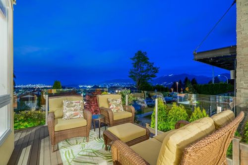 at 122 North Hythe Avenue, Capitol Hill BN, Burnaby North  at 122 North Hythe Avenue, Capitol Hill BN, Burnaby North