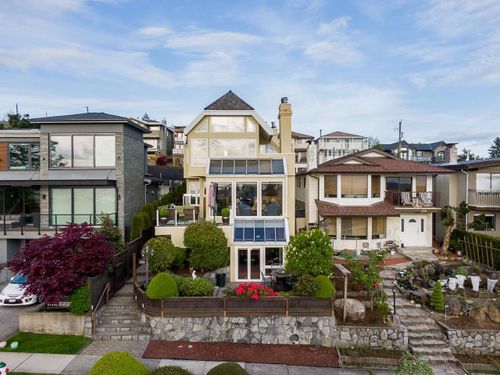 at 122 North Hythe Avenue, Capitol Hill BN, Burnaby North  at 122 North Hythe Avenue, Capitol Hill BN, Burnaby North