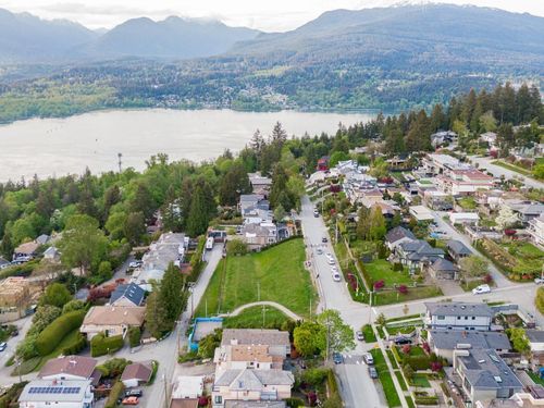 at 122 North Hythe Avenue, Capitol Hill BN, Burnaby North  at 122 North Hythe Avenue, Capitol Hill BN, Burnaby North