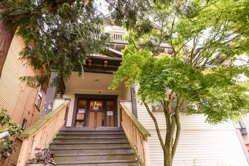 34-e-12th-avenue-mount-pleasant-ve-vancouver-east-02 at 34 East 12th Avenue, Mount Pleasant VE, Vancouver East