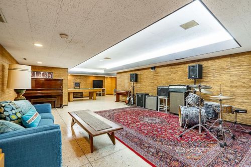 at 621 West 51st Avenue, South Cambie, Vancouver West  at 621 West 51st Avenue, South Cambie, Vancouver West