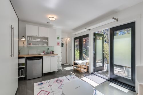 studio-2 at 419 East 36th Avenue, Vancouver East studio-2 at 419 East 36th Avenue, Vancouver East