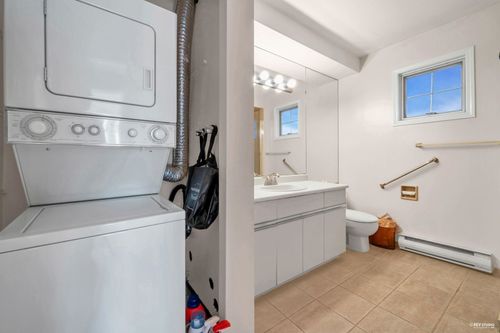 3297-w-8th-avenue-kitsilano-vancouver-west-14 at 3297 W 8th Avenue, Kitsilano, Vancouver West 3297-w-8th-avenue-kitsilano-vancouver-west-14 at 3297 W 8th Avenue, Kitsilano, Vancouver West