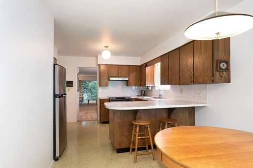 8 at 5839 Sophia Street, Main, Vancouver East 8 at 5839 Sophia Street, Main, Vancouver East