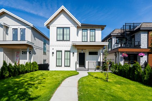 at 5814 Chester Street, Fraser VE, Vancouver East  at 5814 Chester Street, Fraser VE, Vancouver East