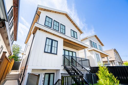 at 5814 Chester Street, Fraser VE, Vancouver East  at 5814 Chester Street, Fraser VE, Vancouver East