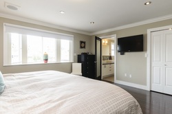  at 543 E 17th Avenue, Fraser VE, Vancouver East