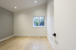 at 68 East 39th Avenue, Main, Vancouver East  at 68 East 39th Avenue, Main, Vancouver East