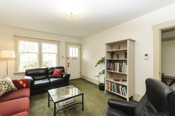  at 4692 Quebec Street, Main, Vancouver East
