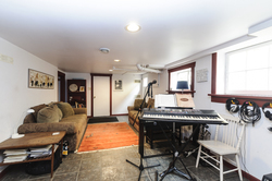 at 4692 Quebec Street, Main, Vancouver East  at 4692 Quebec Street, Main, Vancouver East