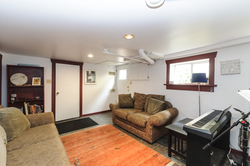  at 4692 Quebec Street, Main, Vancouver East
